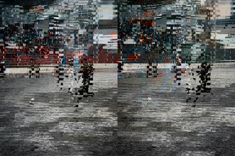 Unexpected Downpour Forces Cricket Match to Resume Under Stadium Lights